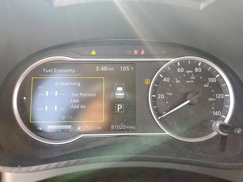 2020 NISSAN VERSA SV  