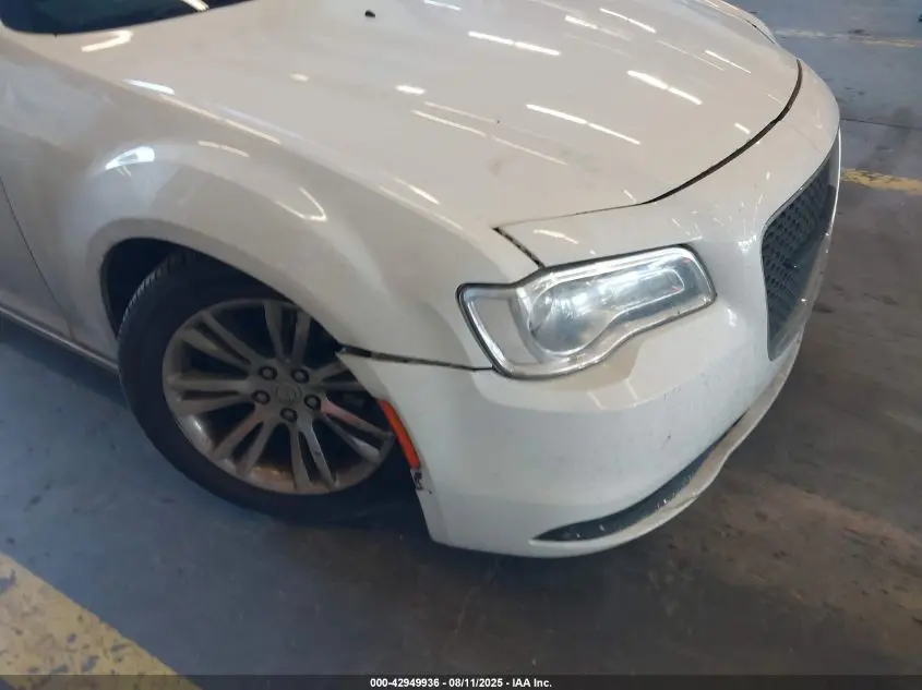 2015 CHRYSLER 300 LIMITED