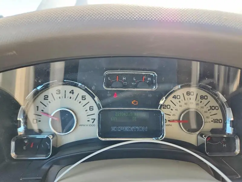2011 FORD EXPEDITION EL XLT  