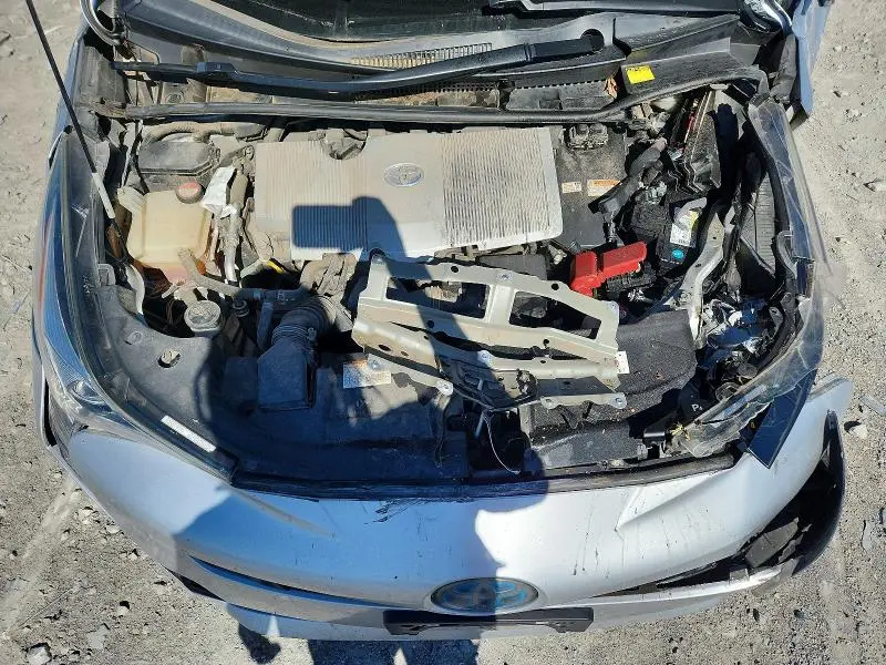 2016 TOYOTA PRIUS FOUR TOURING  