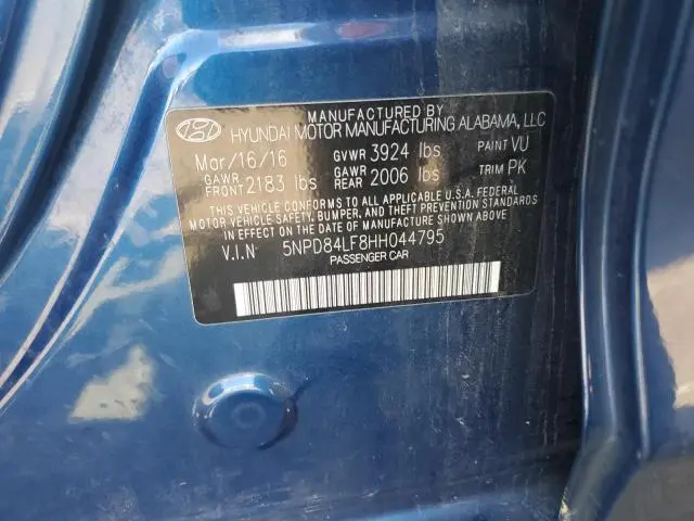 2017 HYUNDAI ELANTRA SE  