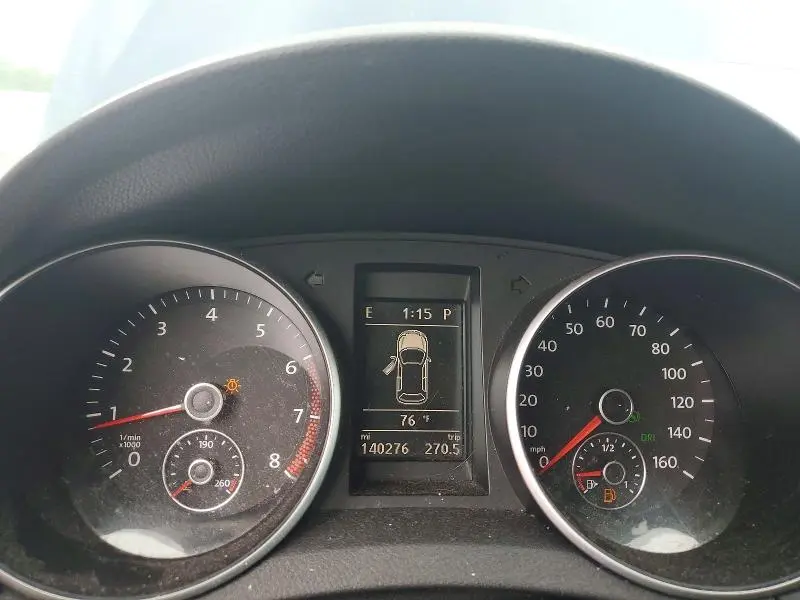 2013 VOLKSWAGEN GOLF   