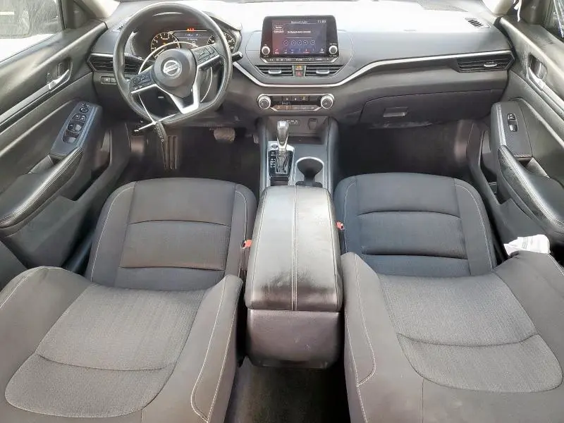 2022 NISSAN ALTIMA SV  