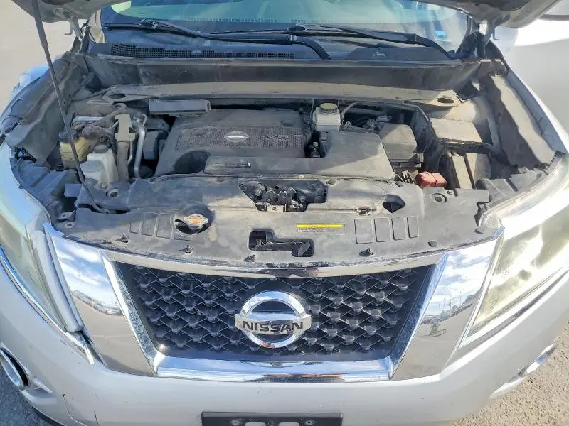 2014 NISSAN PATHFINDER SL  