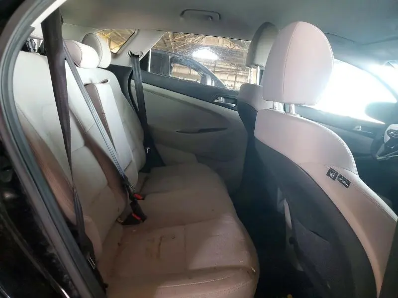 2020 HYUNDAI TUCSON SEL  