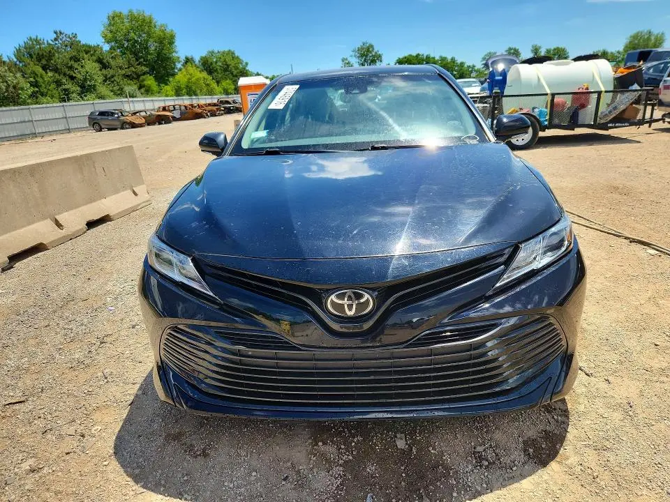 2018 TOYOTA CAMRY LE  