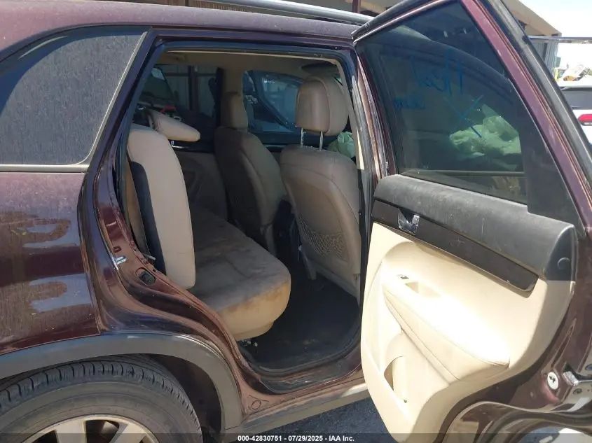 2012 KIA SORENTO LX V6