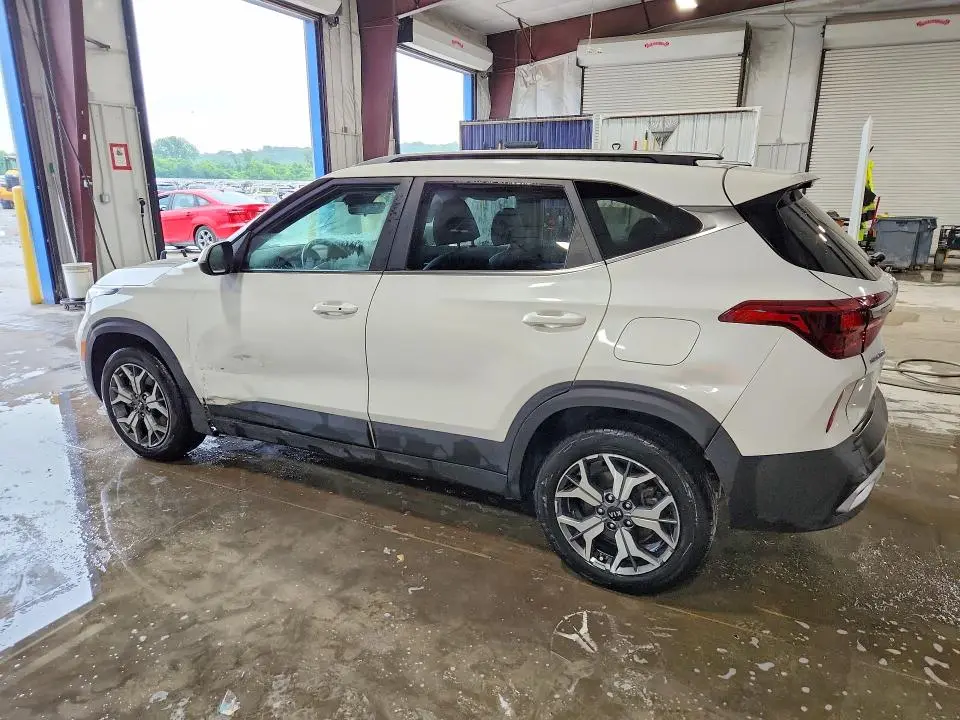 2021 KIA SELTOS EX  