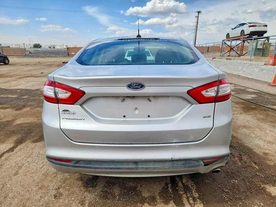2016 FORD FUSION SE  