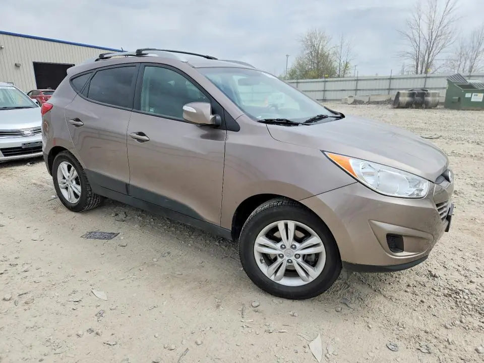 2012 HYUNDAI TUCSON GLS  