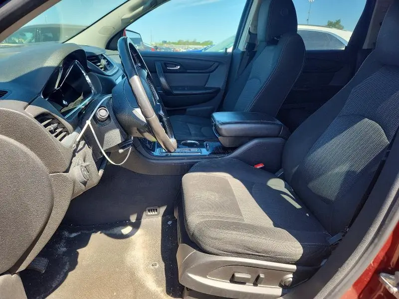 2017 CHEVROLET TRAVERSE LT  
