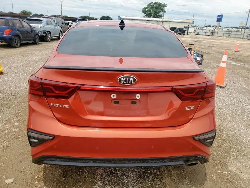 2019 KIA FORTE EX  