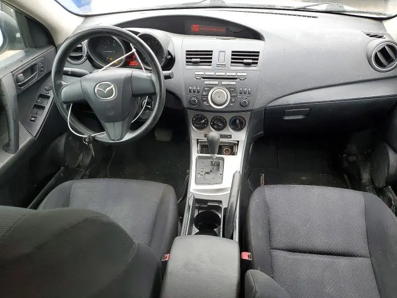 2010 MAZDA 3 GS  