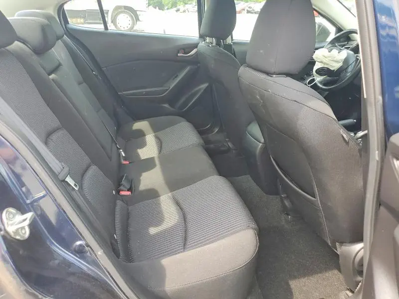 2015 MAZDA 3 TOURING  