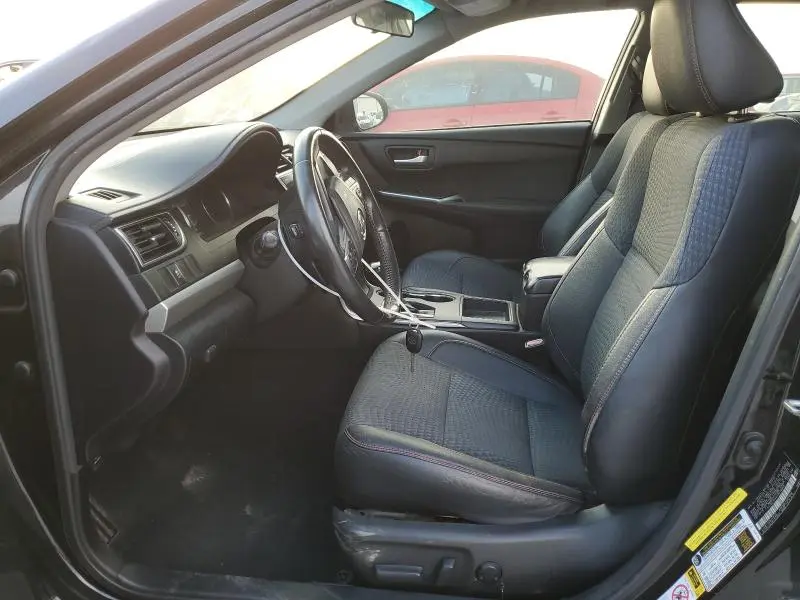 2015 TOYOTA CAMRY LE  