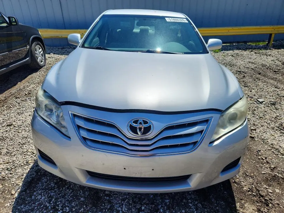 2010 TOYOTA CAMRY LE  