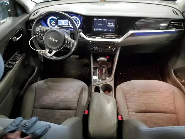 2022 KIA NIRO LX  
