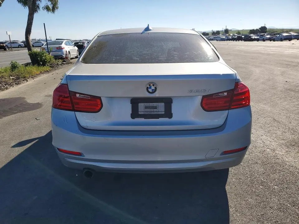 2015 BMW 320 I  