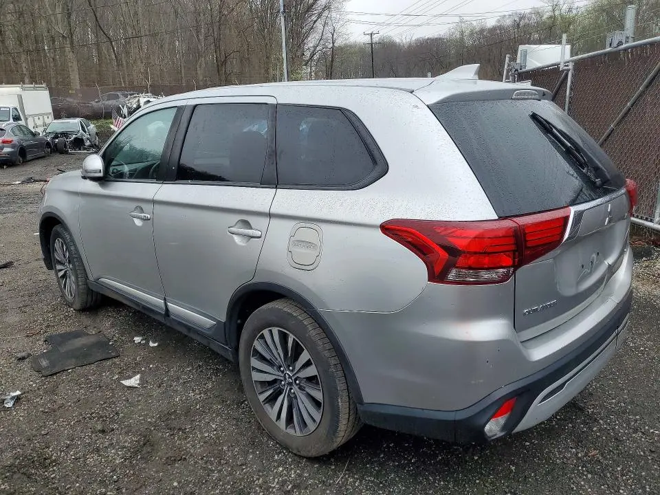 2020 MITSUBISHI OUTLANDER SE  