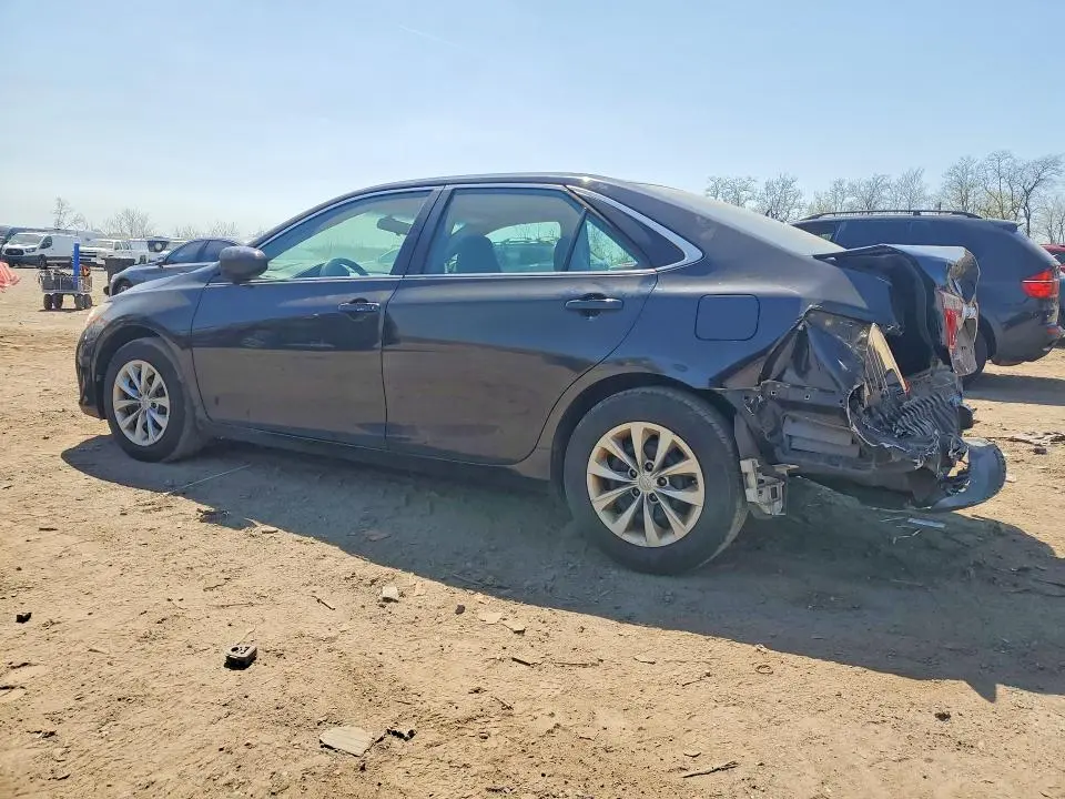 2017 TOYOTA CAMRY LE  