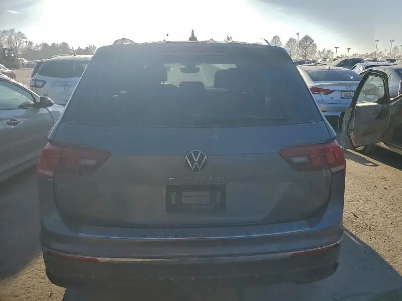 2022 VOLKSWAGEN TIGUAN SE  