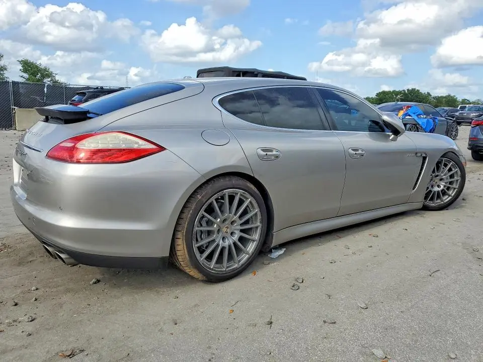 2012 PORSCHE PANAMERA S HYBRID  