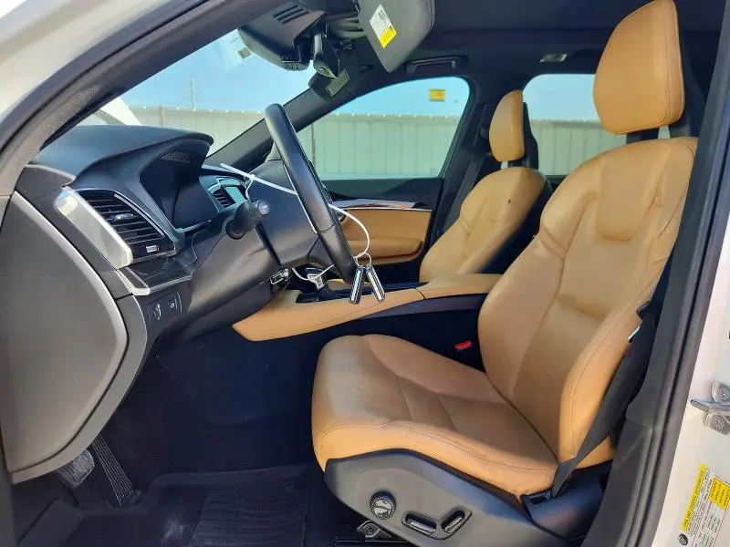 2018 VOLVO XC90   
