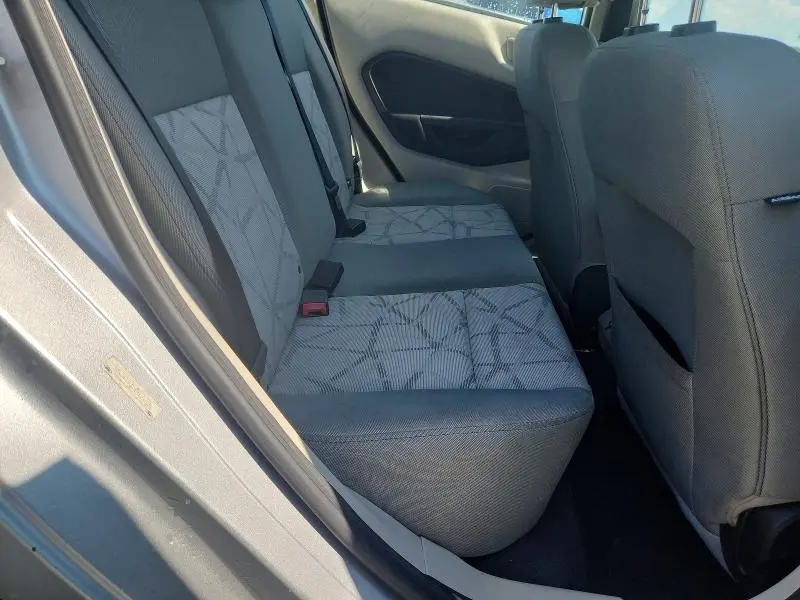 2013 FORD FIESTA SE  