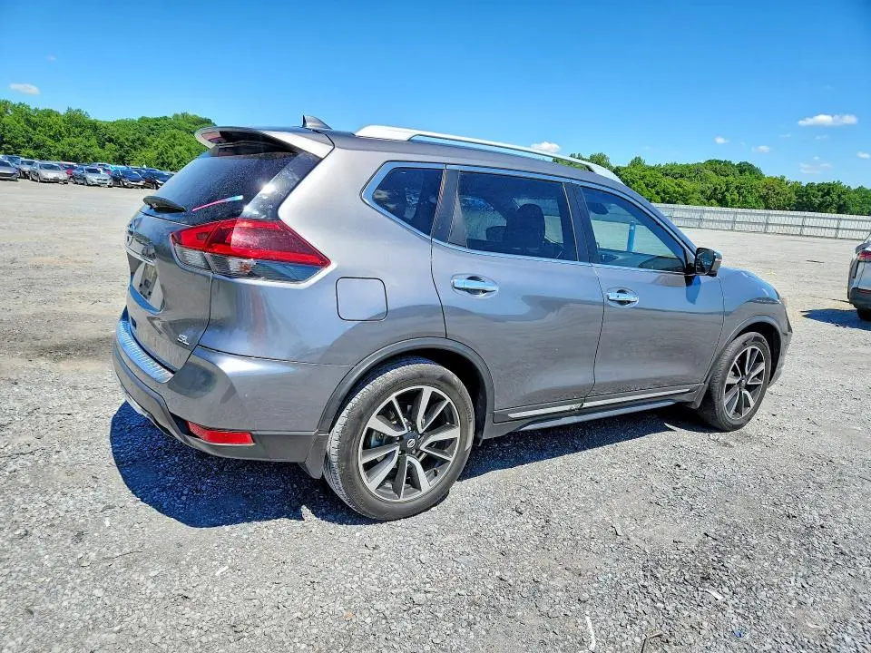 2018 NISSAN ROGUE SL  