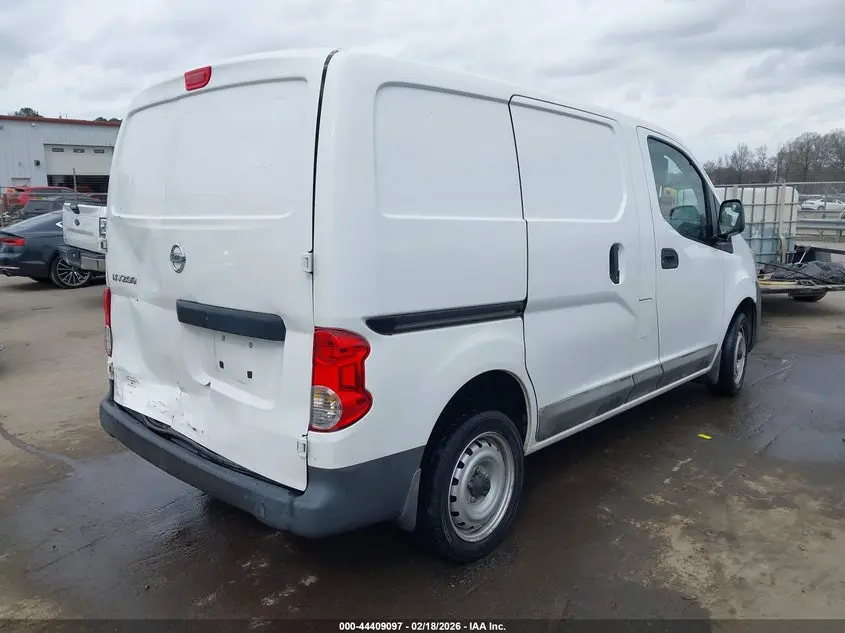 2016 NISSAN NV200 S