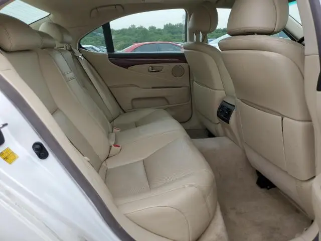 2011 LEXUS LS 460  