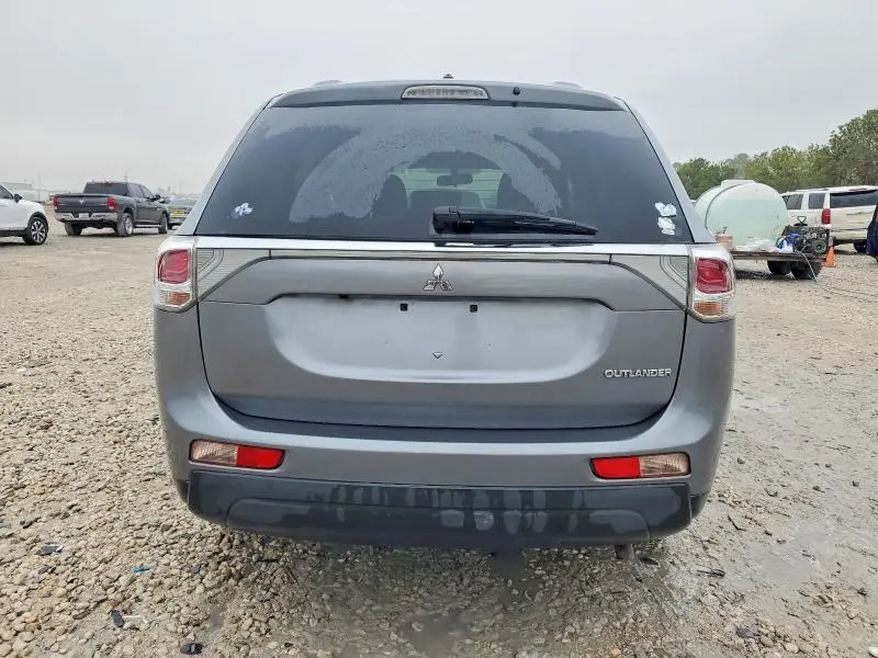 2014 MITSUBISHI OUTLANDER SE  