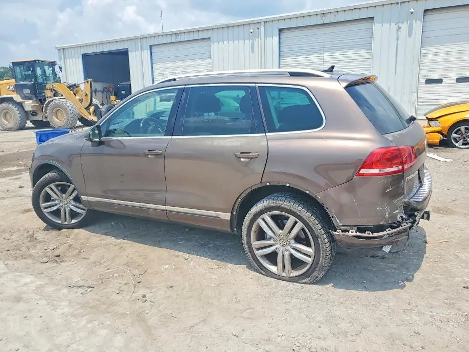 2011 VOLKSWAGEN TOUAREG V6 TDI  