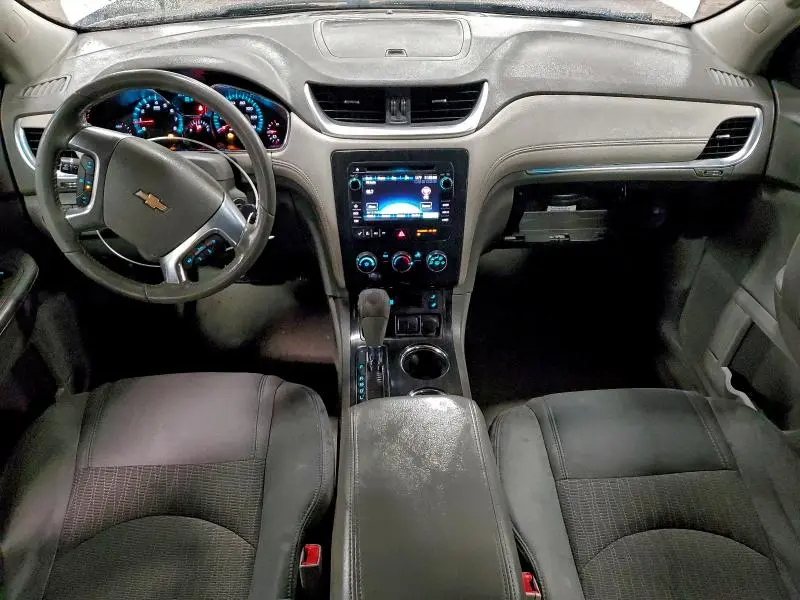 2015 CHEVROLET TRAVERSE LT  