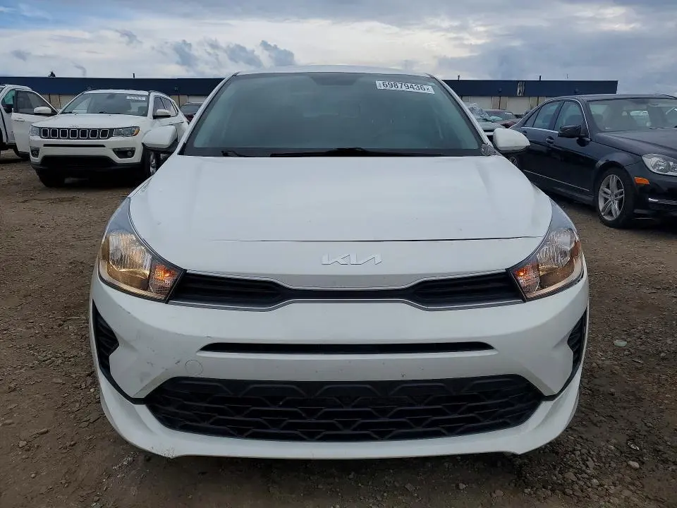 2022 KIA RIO LX  