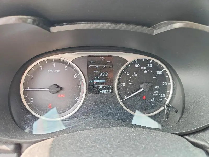 2021 NISSAN VERSA S  
