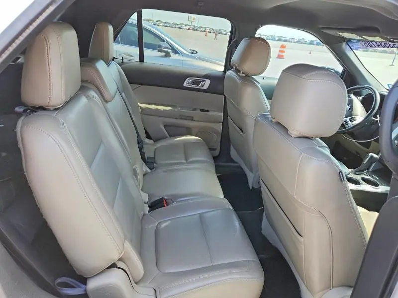 2011 FORD EXPLORER XLT  