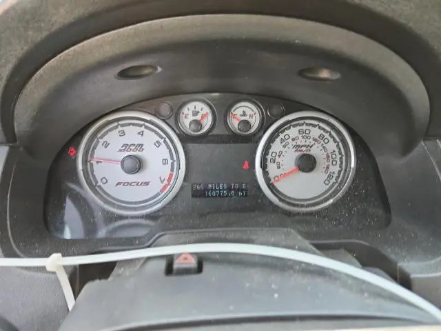 2011 FORD FOCUS SE  