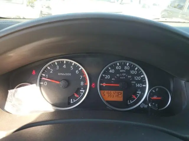 2010 NISSAN PATHFINDER S  