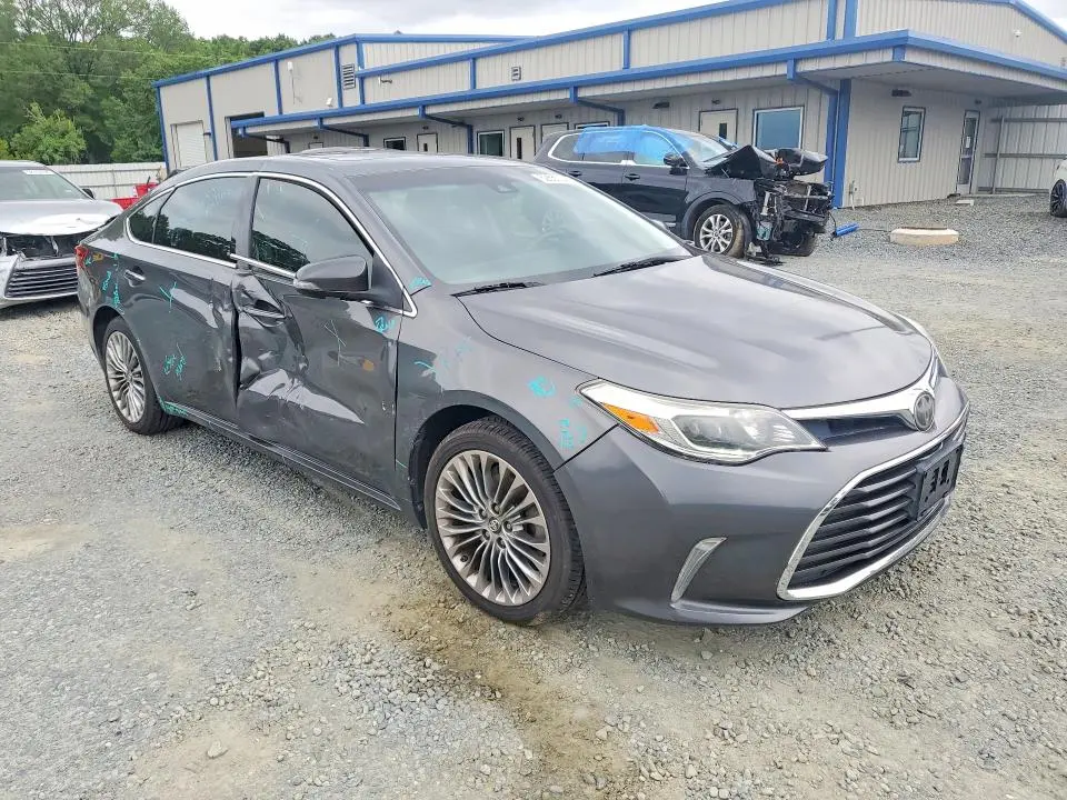 2016 TOYOTA AVALON LIMITED  
