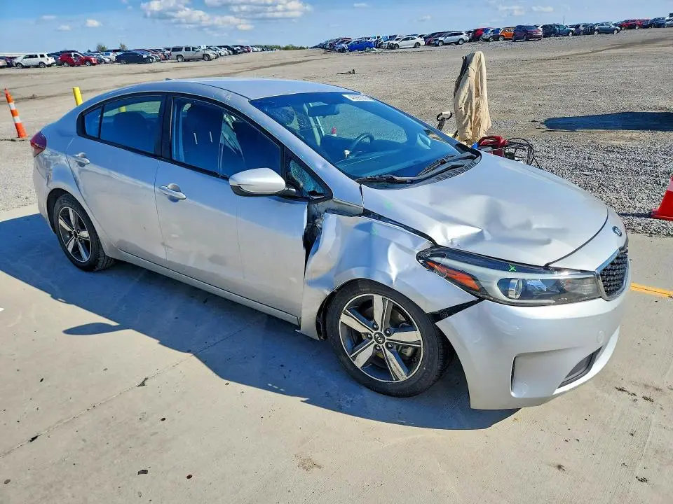 2018 KIA FORTE LX  