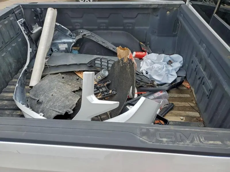 2022 GMC SIERRA K1500 SLT  