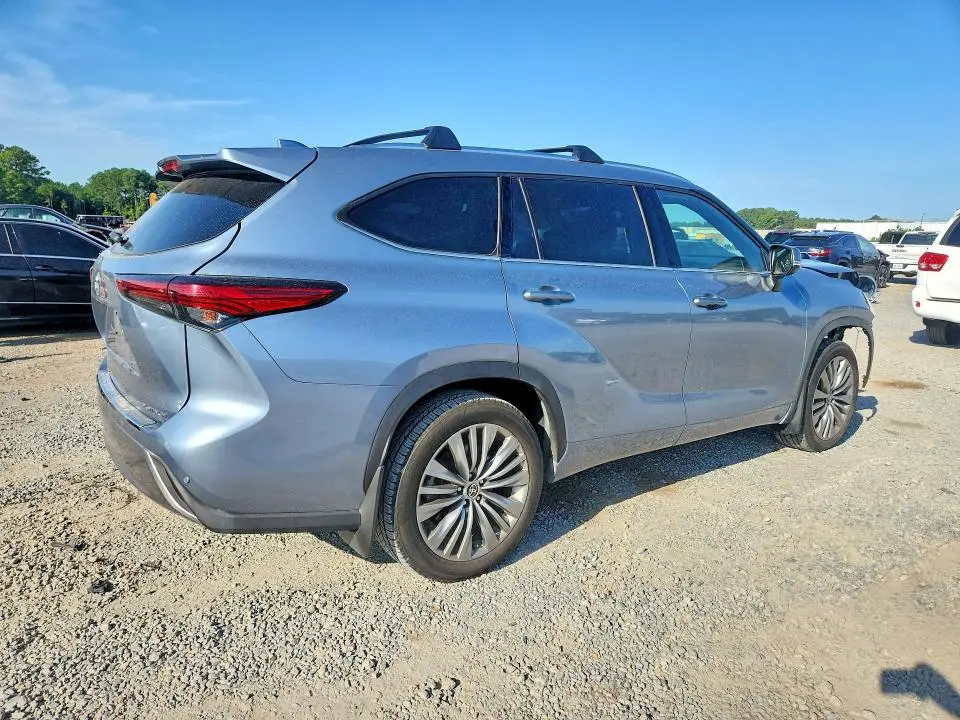 2021 TOYOTA HIGHLANDER PLATINUM  