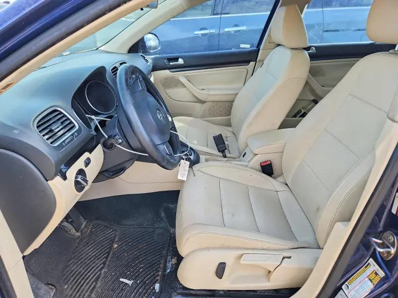 2011 VOLKSWAGEN JETTA S  