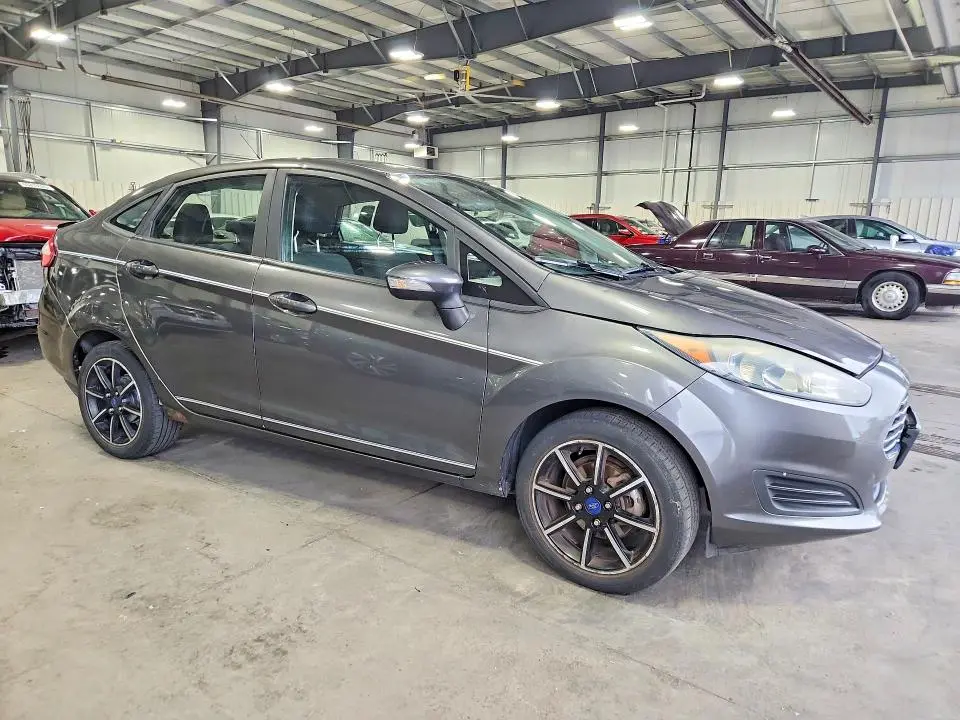 2016 FORD FIESTA SE  