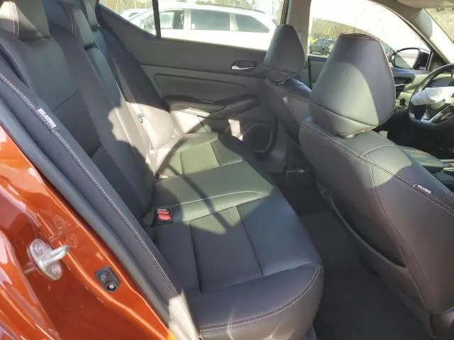 2021 NISSAN ALTIMA SR  