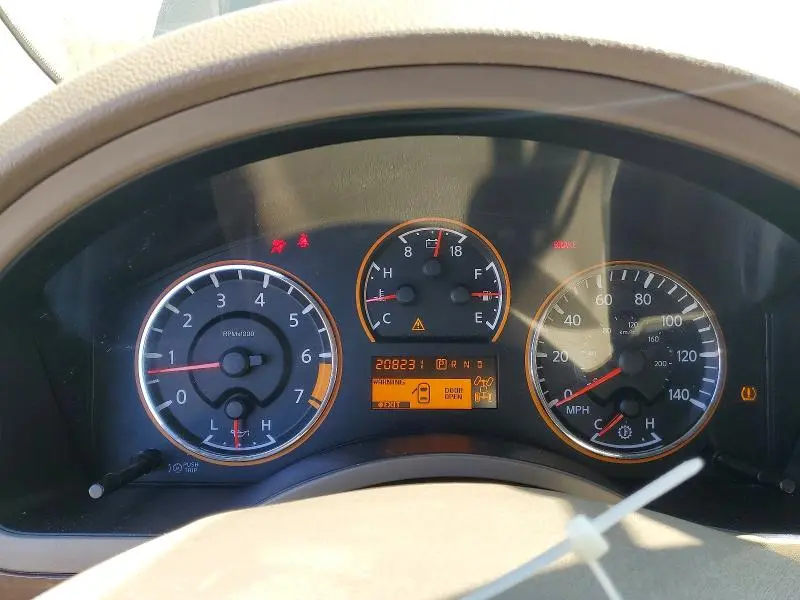 2014 NISSAN ARMADA SV  