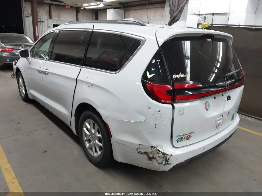 2022 CHRYSLER PACIFICA TOURING L