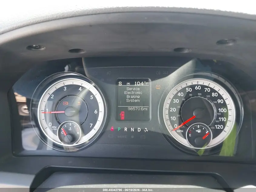 2019 RAM 1500 CLASSIC SLT  4X2 6'4 BOX