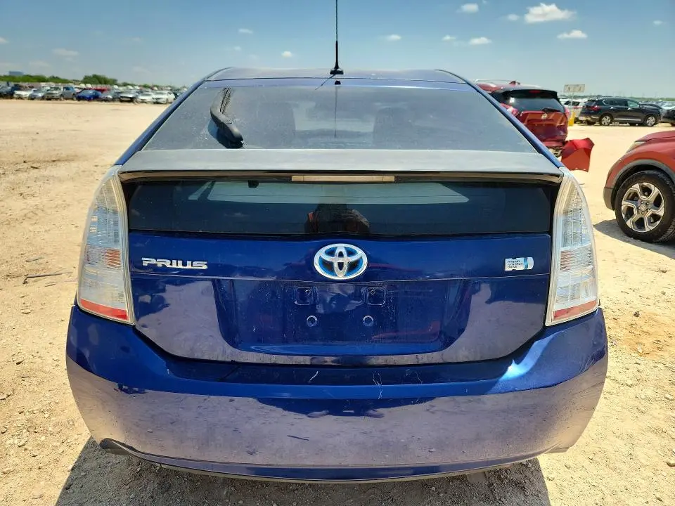 2010 TOYOTA PRIUS II  